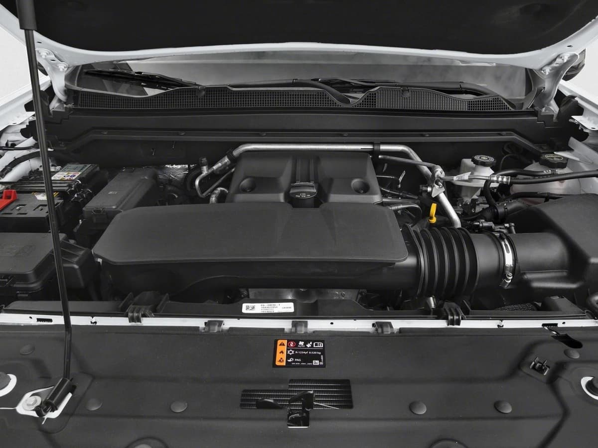 2026 Chevrolet Colorado - Image 8