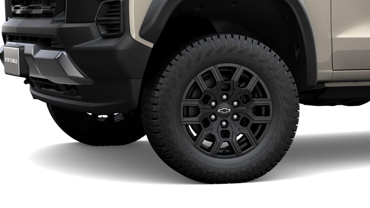 2026 Chevrolet Colorado - Image 14