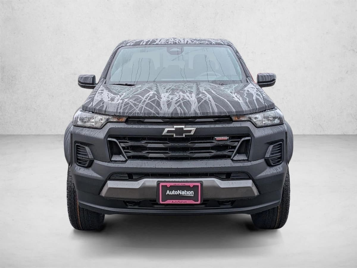 2026 Chevrolet Colorado - Image 2