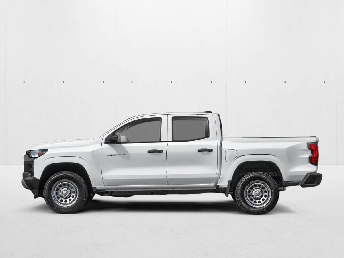 2026 Chevrolet Colorado - Image 3