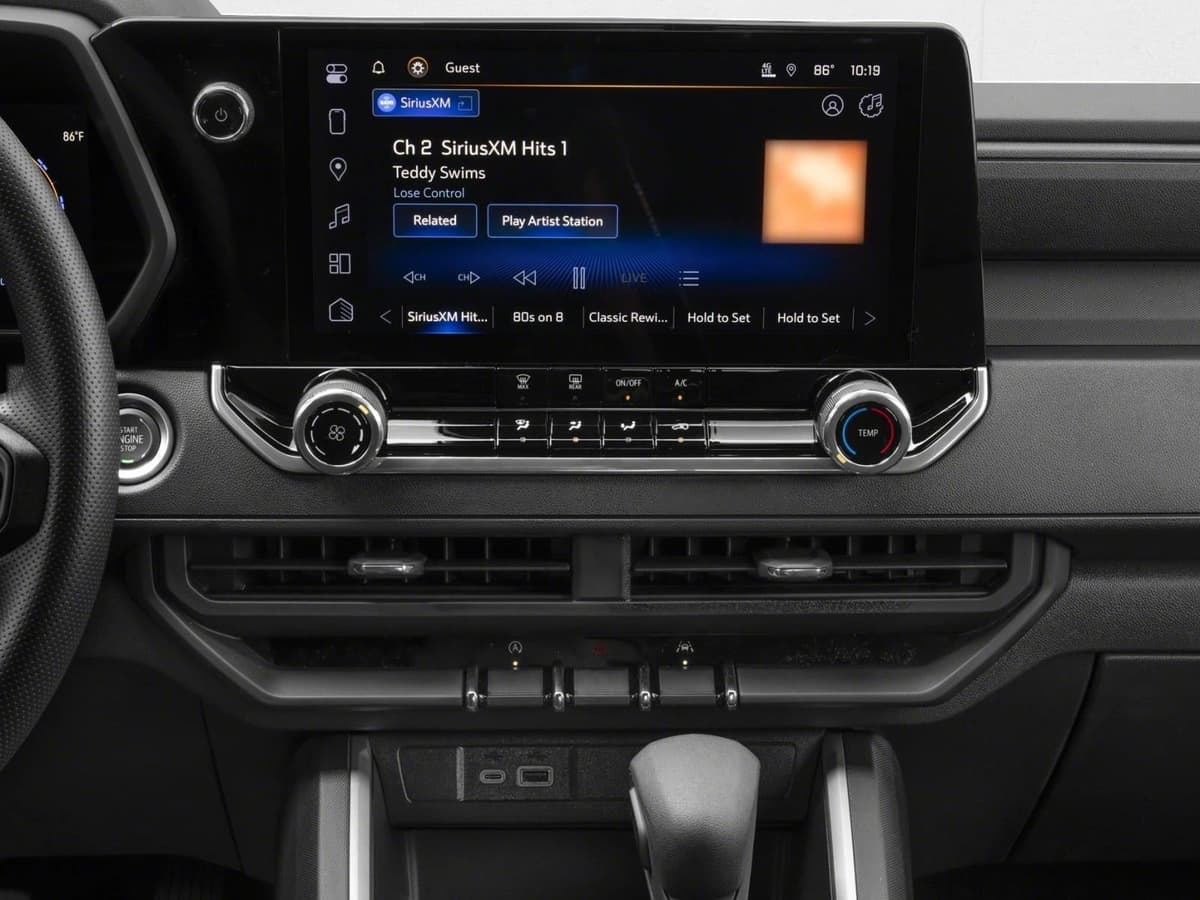 2026 Chevrolet Colorado - Image 7