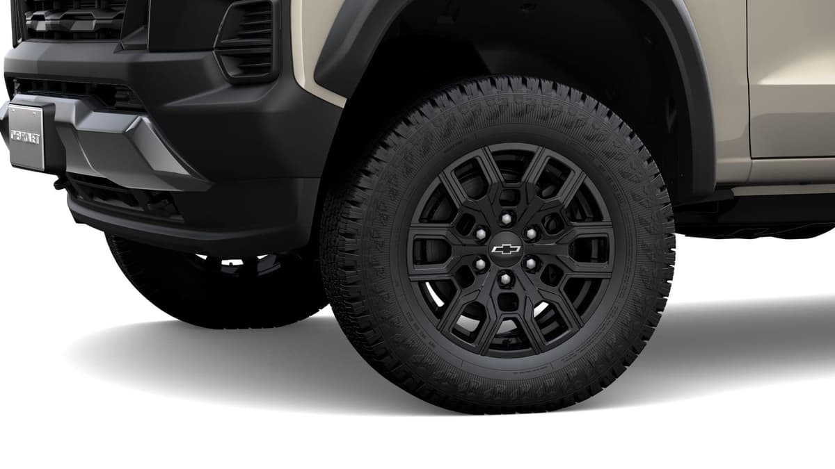 2026 Chevrolet Colorado - Image 14