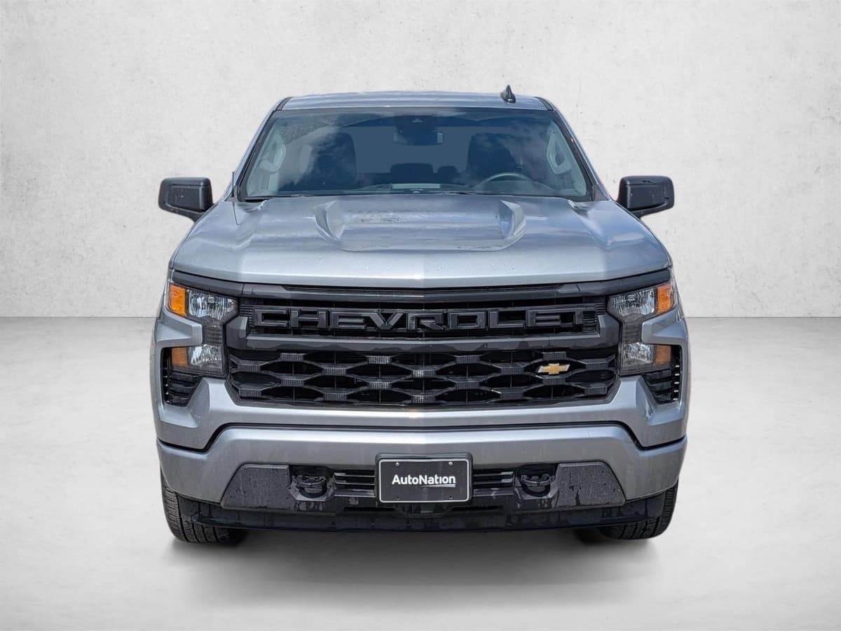 2026 Chevrolet Silverado 1500 - Image 2