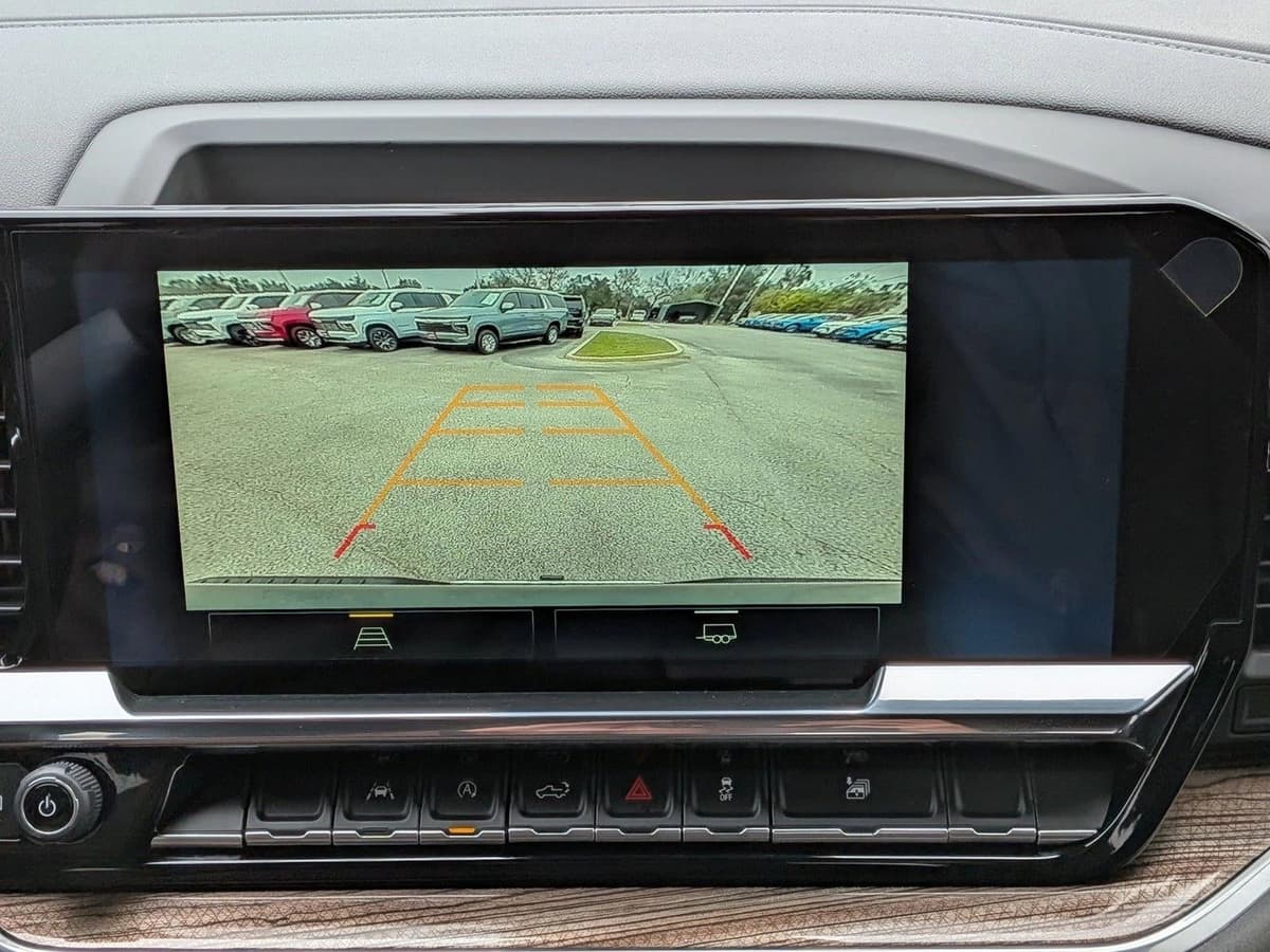 2026 Chevrolet Silverado 1500 - Image 12