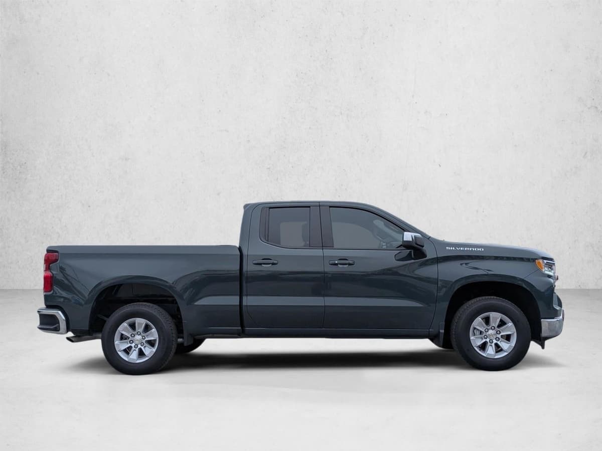 2026 Chevrolet Silverado 1500 - Image 4