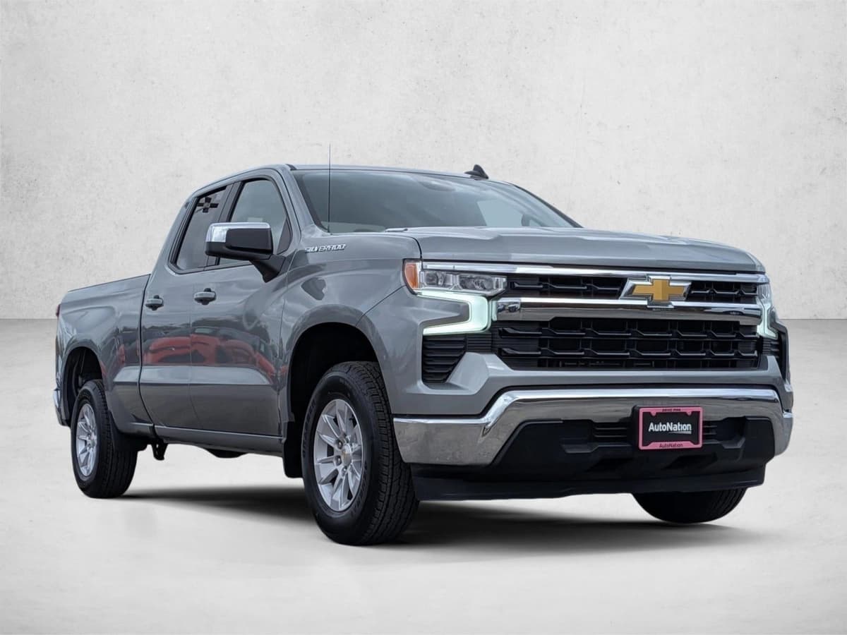 2026 Chevrolet Silverado 1500 - Image 3
