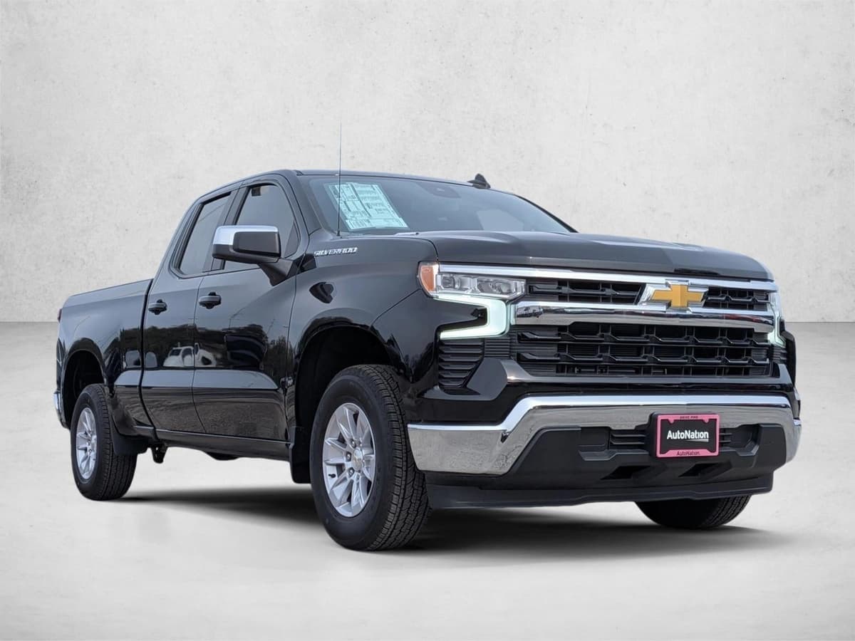 2026 Chevrolet Silverado 1500 - Image 2
