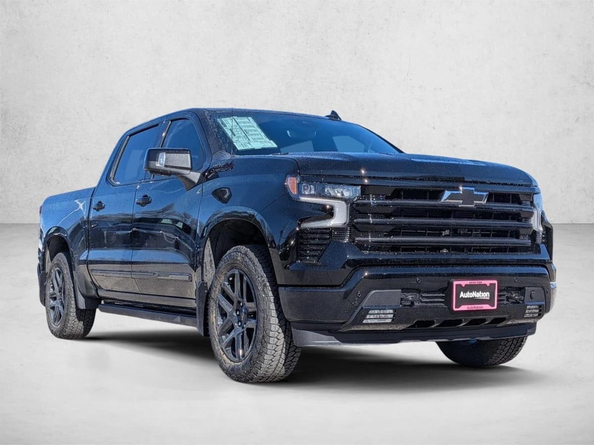 2026 Chevrolet Silverado 1500 - Image 3