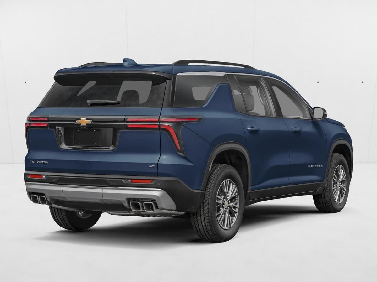 2026 Chevrolet Traverse - Image 2