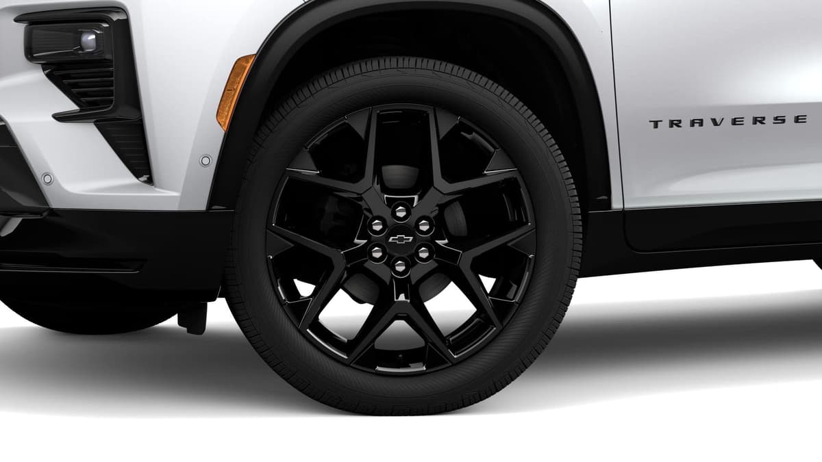 2026 Chevrolet Traverse - Image 16