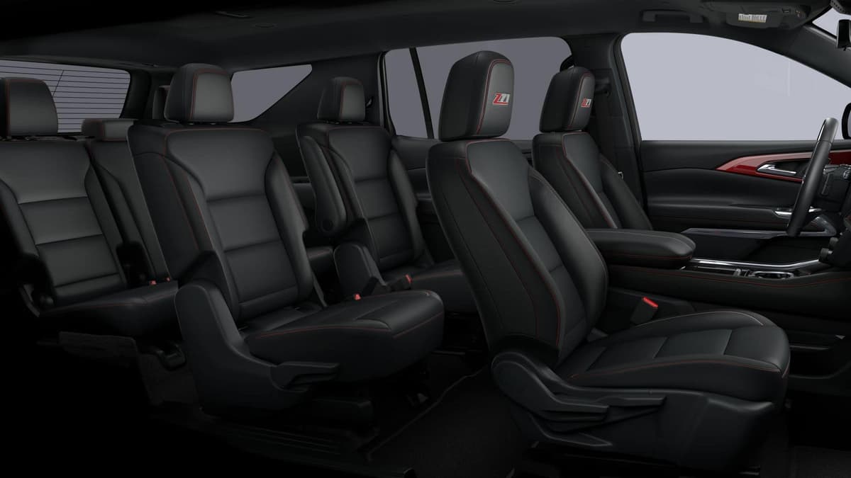 2026 Chevrolet Traverse - Image 18