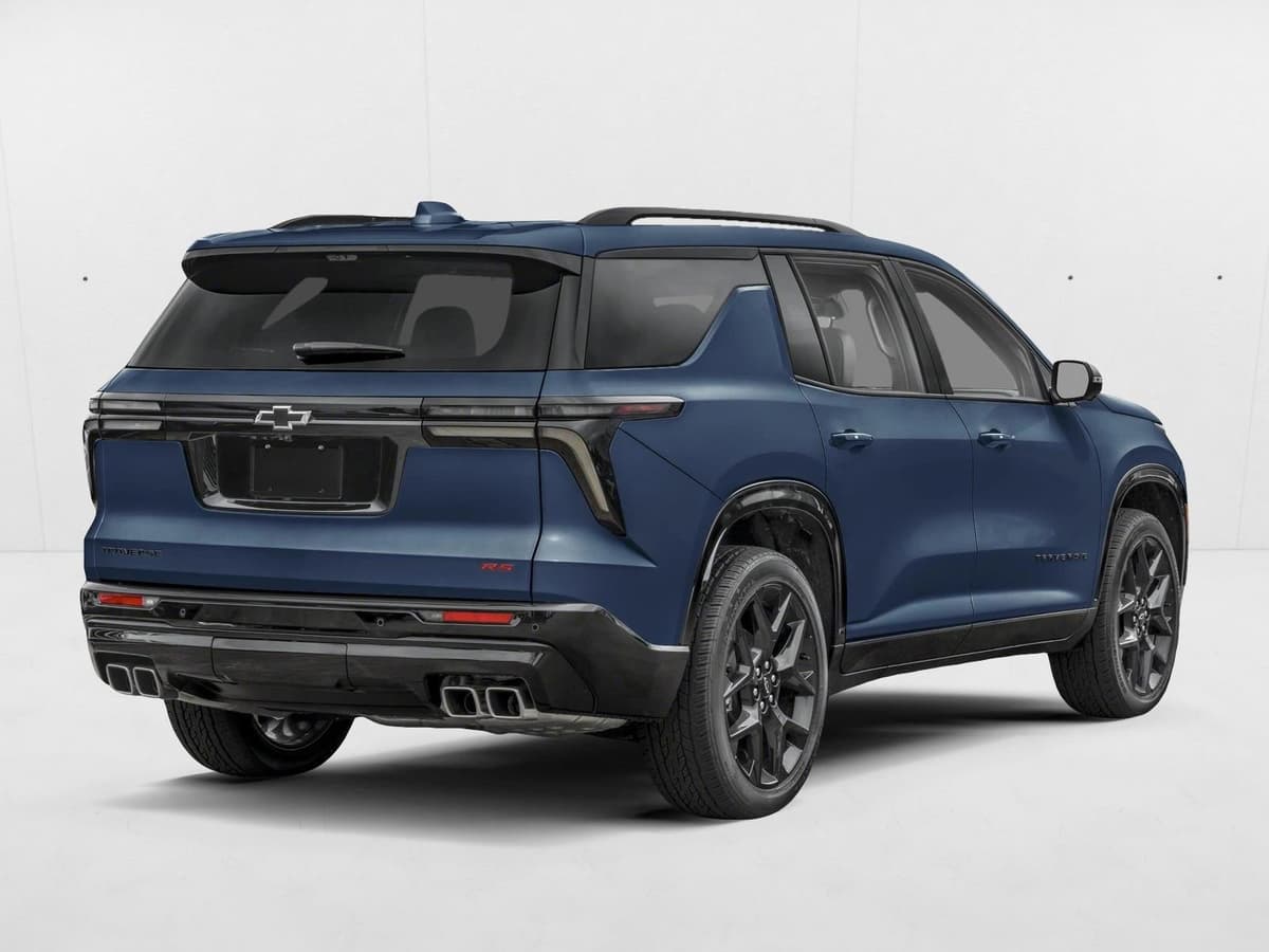 2026 Chevrolet Traverse - Image 2