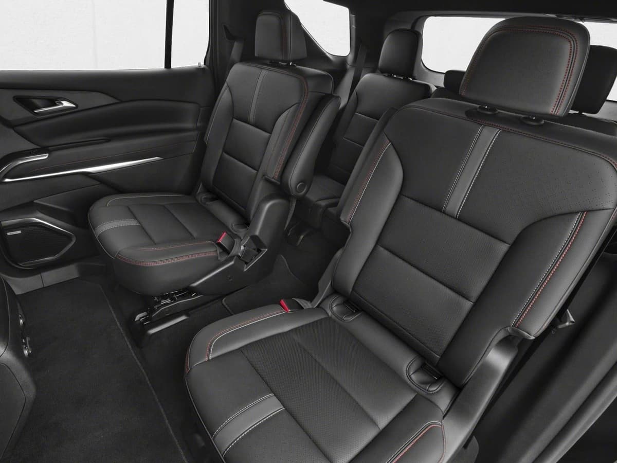 2026 Chevrolet Traverse - Image 9