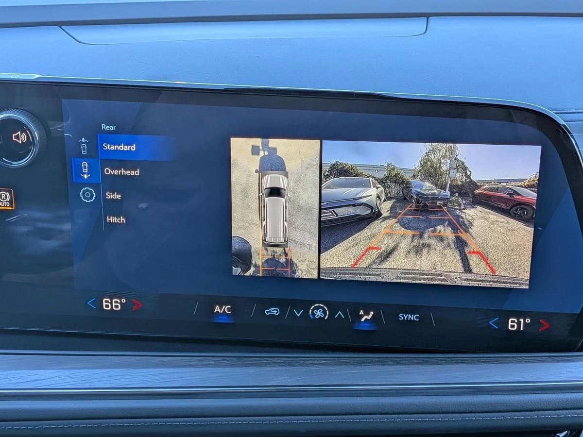 2026 Chevrolet Suburban - Image 12