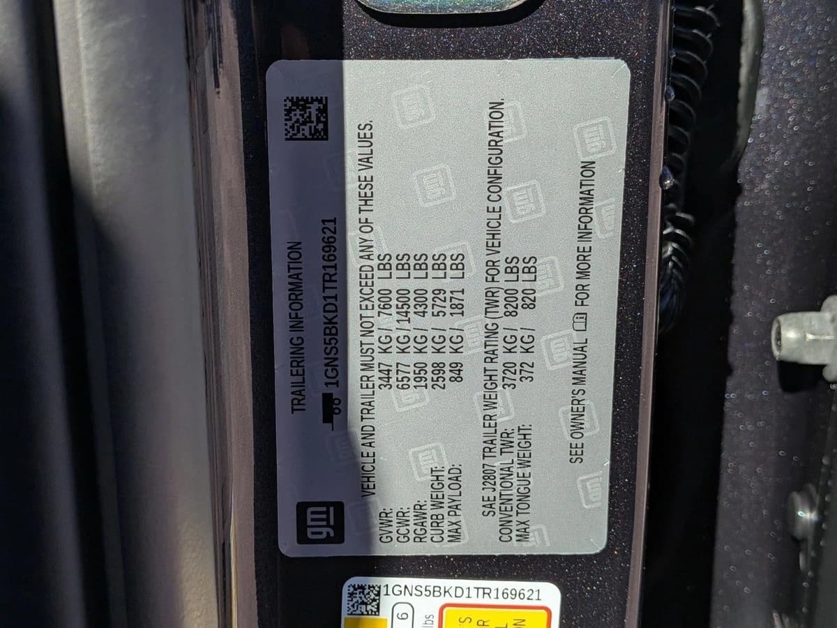 2026 Chevrolet Suburban - Image 19