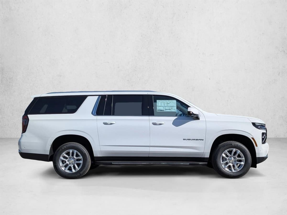 2026 Chevrolet Suburban - Image 4