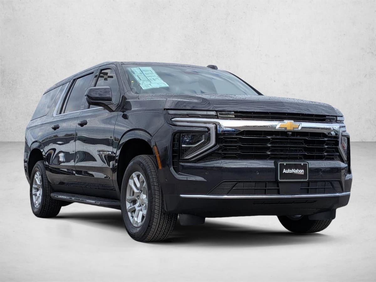2026 Chevrolet Suburban - Image 3