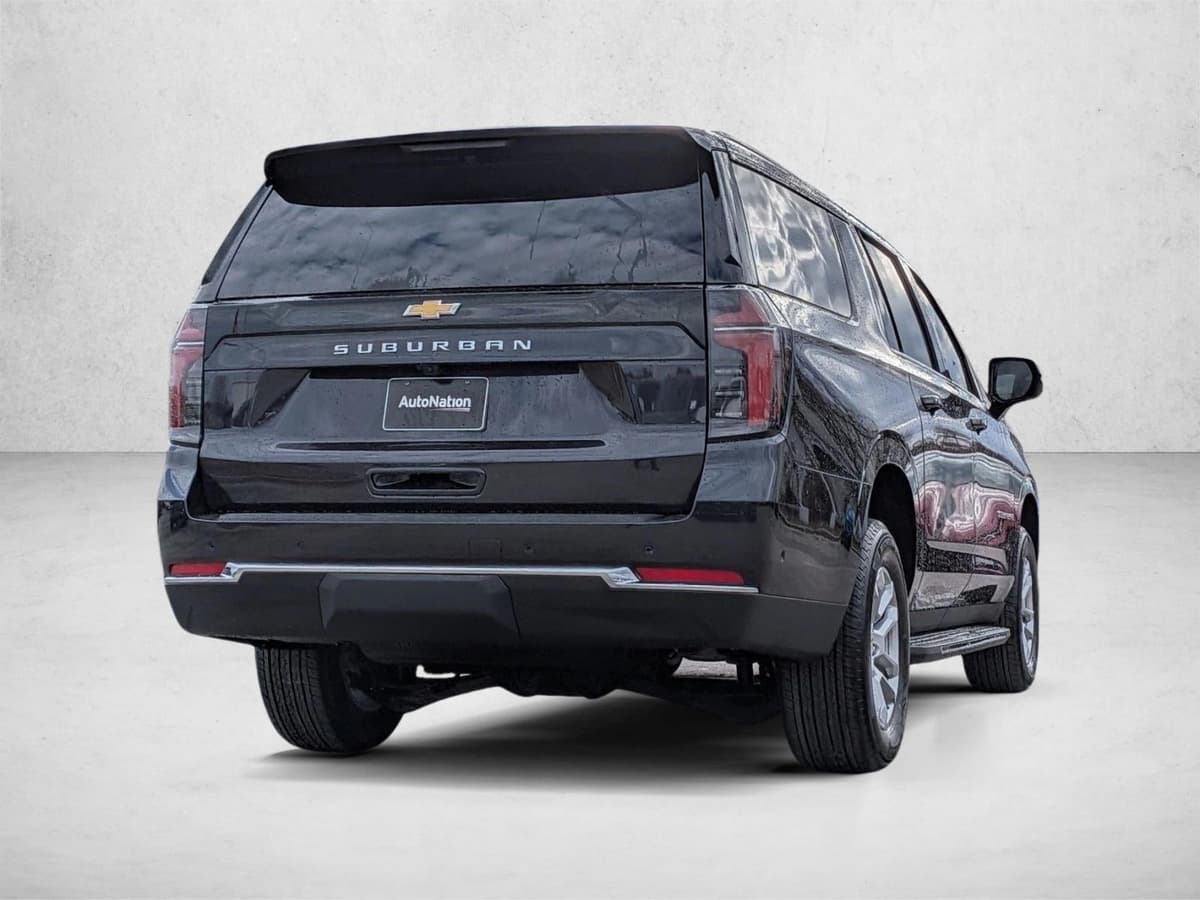 2026 Chevrolet Suburban - Image 5