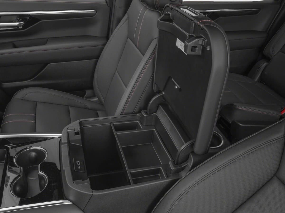 2026 Chevrolet Suburban - Image 10