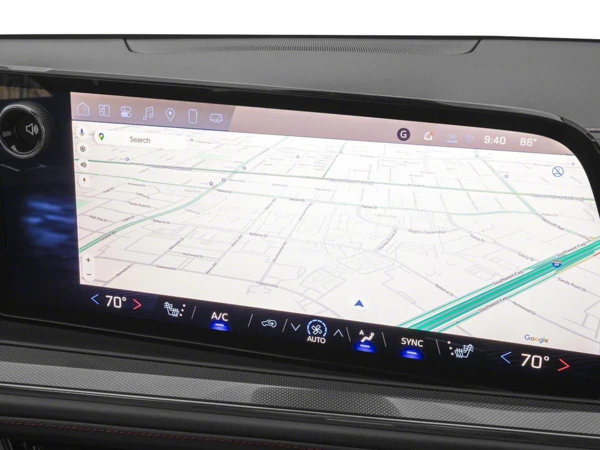 2026 Chevrolet Suburban - Image 12