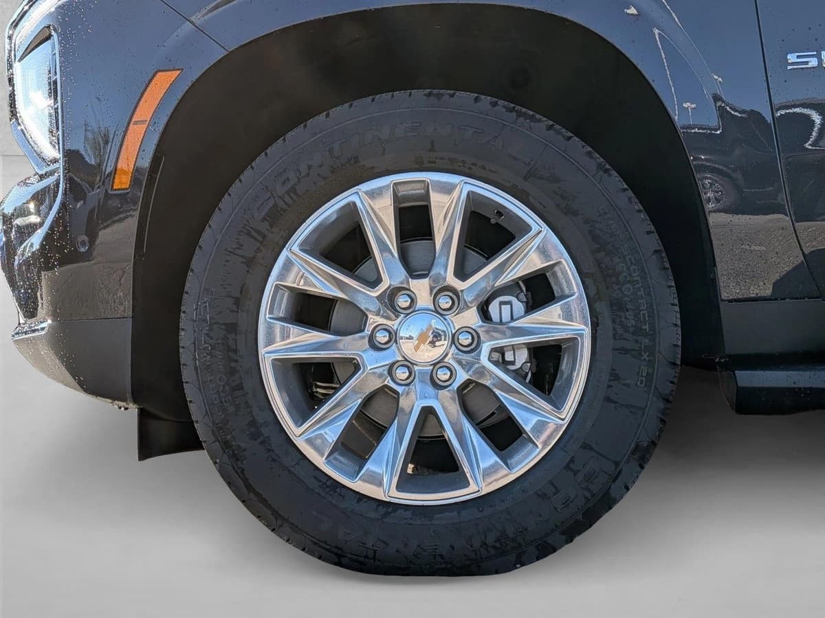 2026 Chevrolet Suburban - Image 18