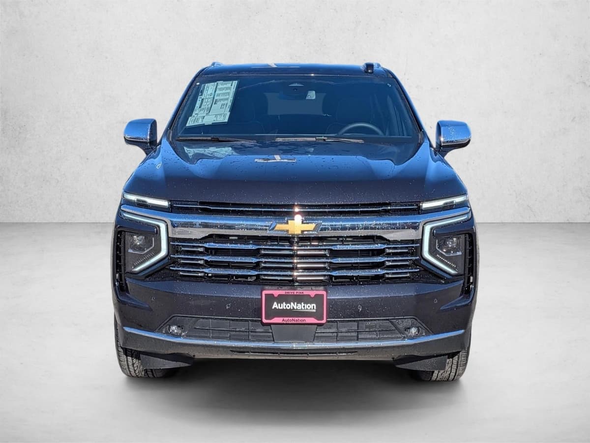 2026 Chevrolet Suburban - Image 2
