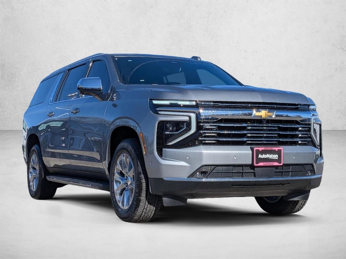 2026 Chevrolet Suburban - Image 3