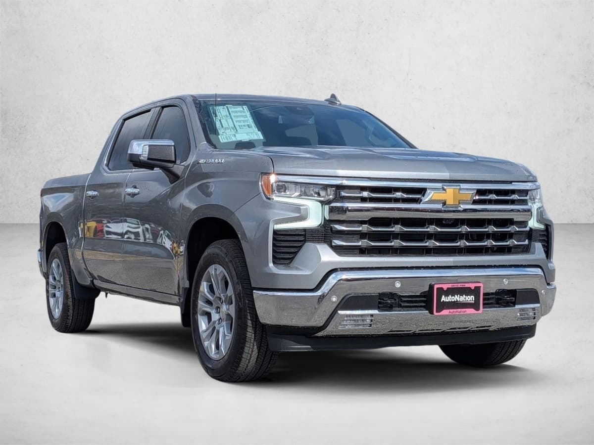 2026 Chevrolet Silverado 1500 - Image 3