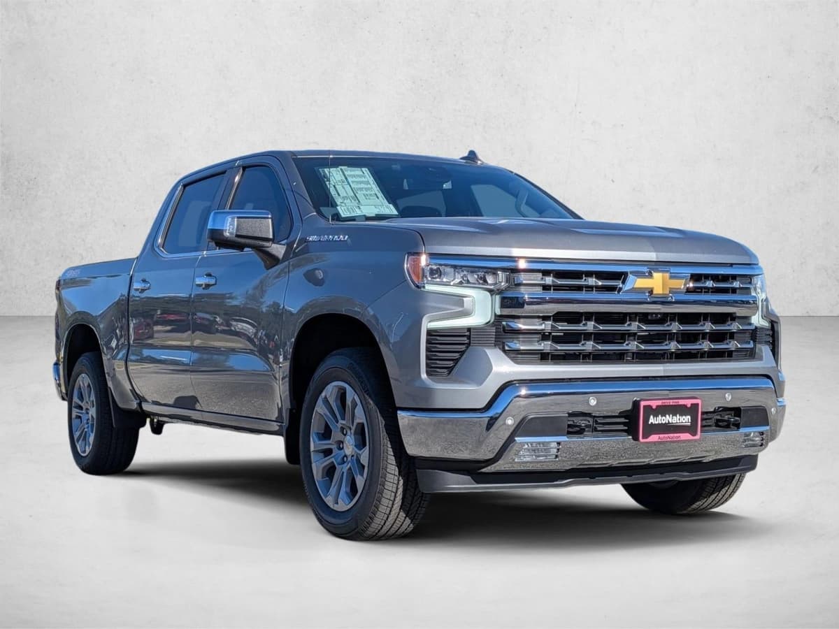 2026 Chevrolet Silverado 1500 - Image 3