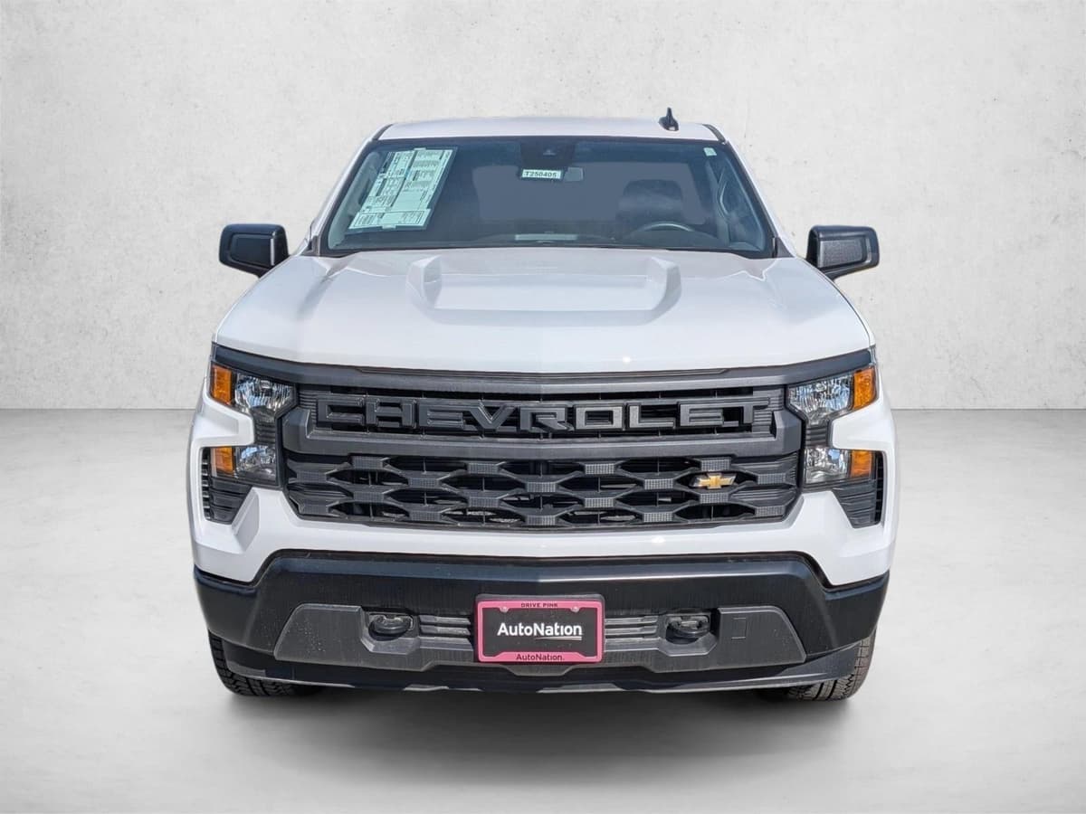 2025 Chevrolet Silverado 1500 - Image 2