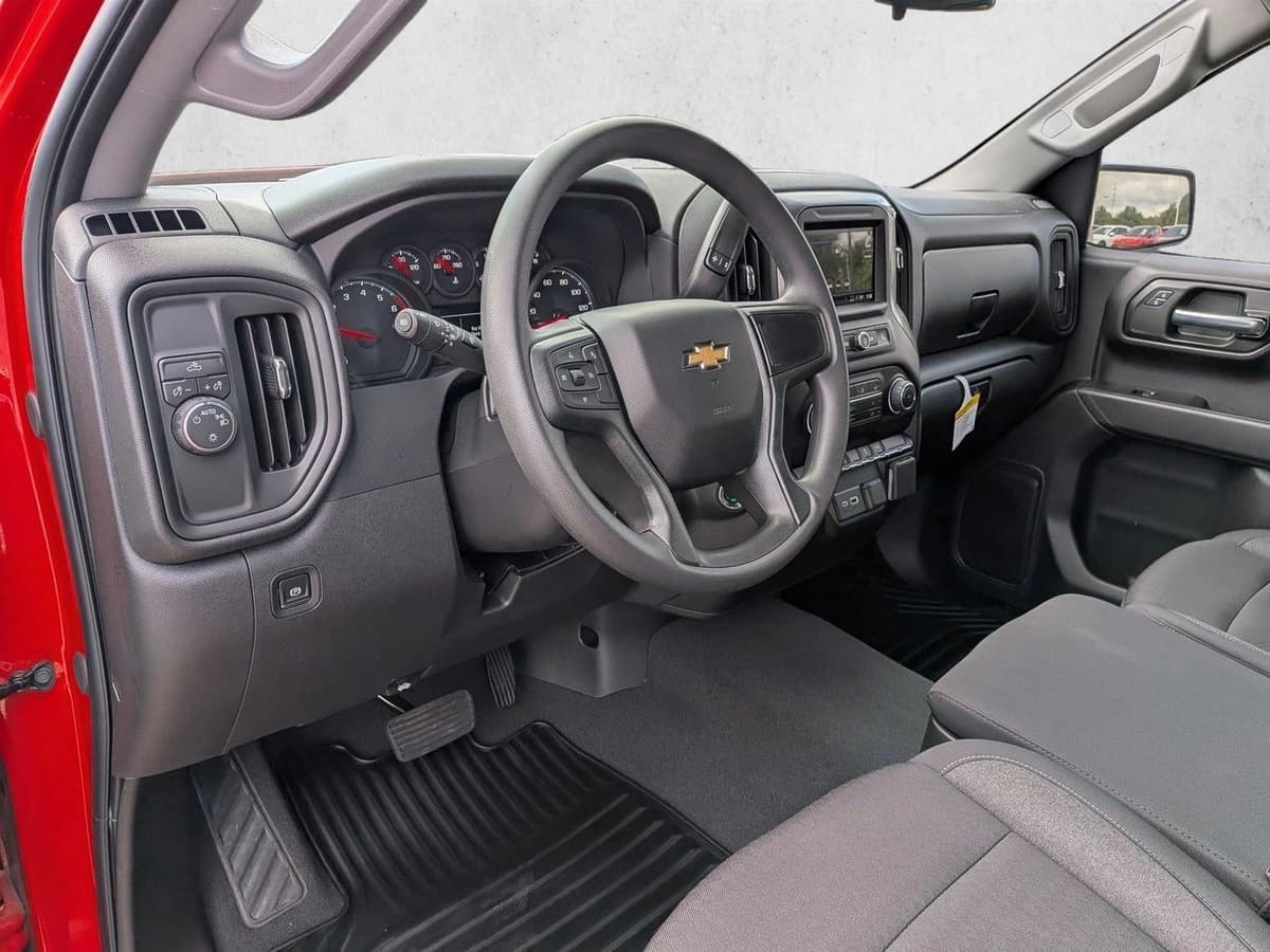 2026 Chevrolet Silverado 1500 - Image 9