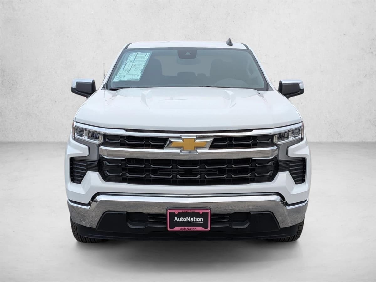 2026 Chevrolet Silverado 1500 - Image 2