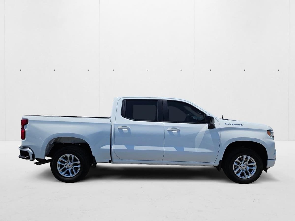 2025 Chevrolet Silverado 1500 - Image 4