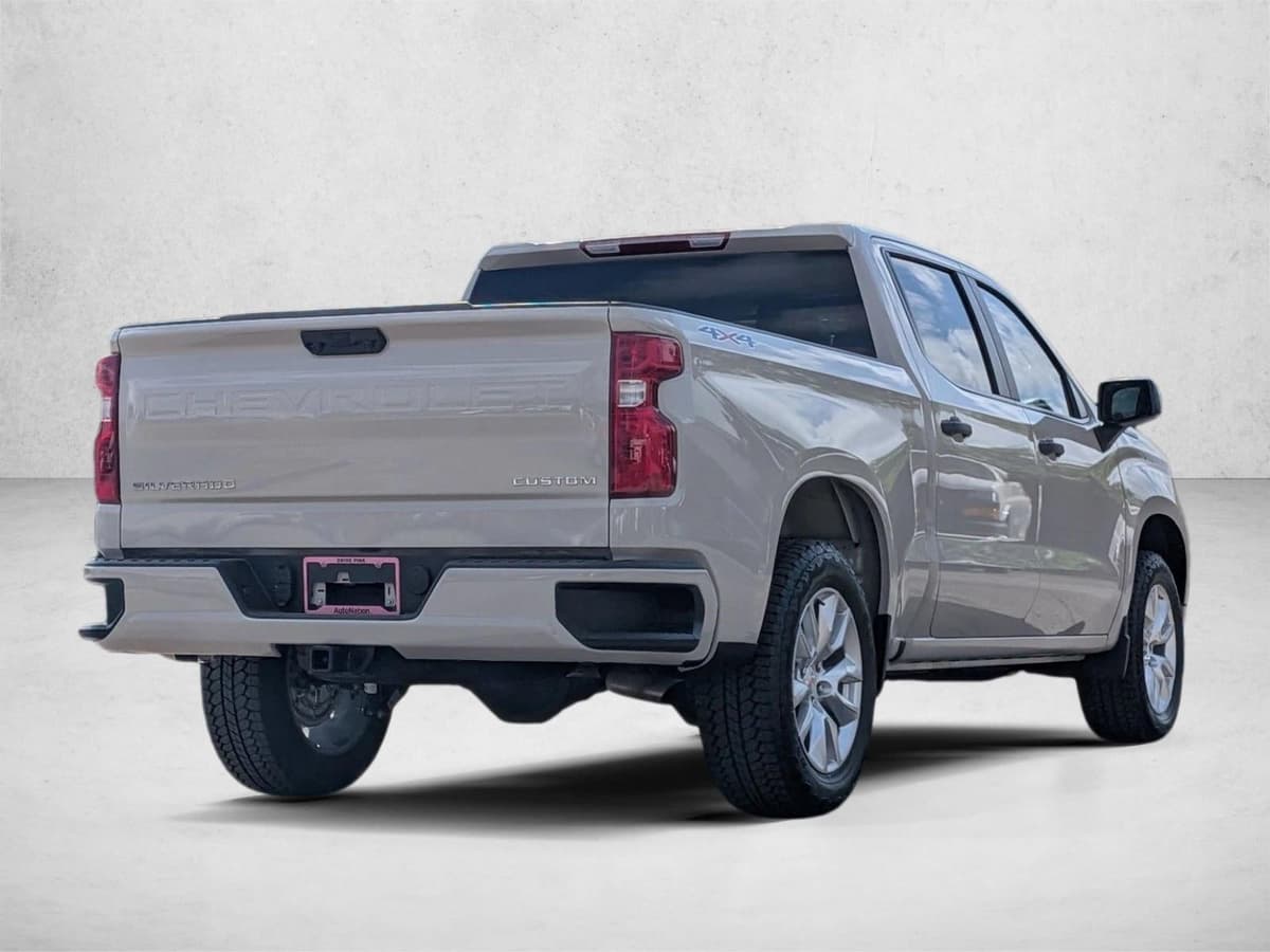 2026 Chevrolet Silverado 1500 - Image 5