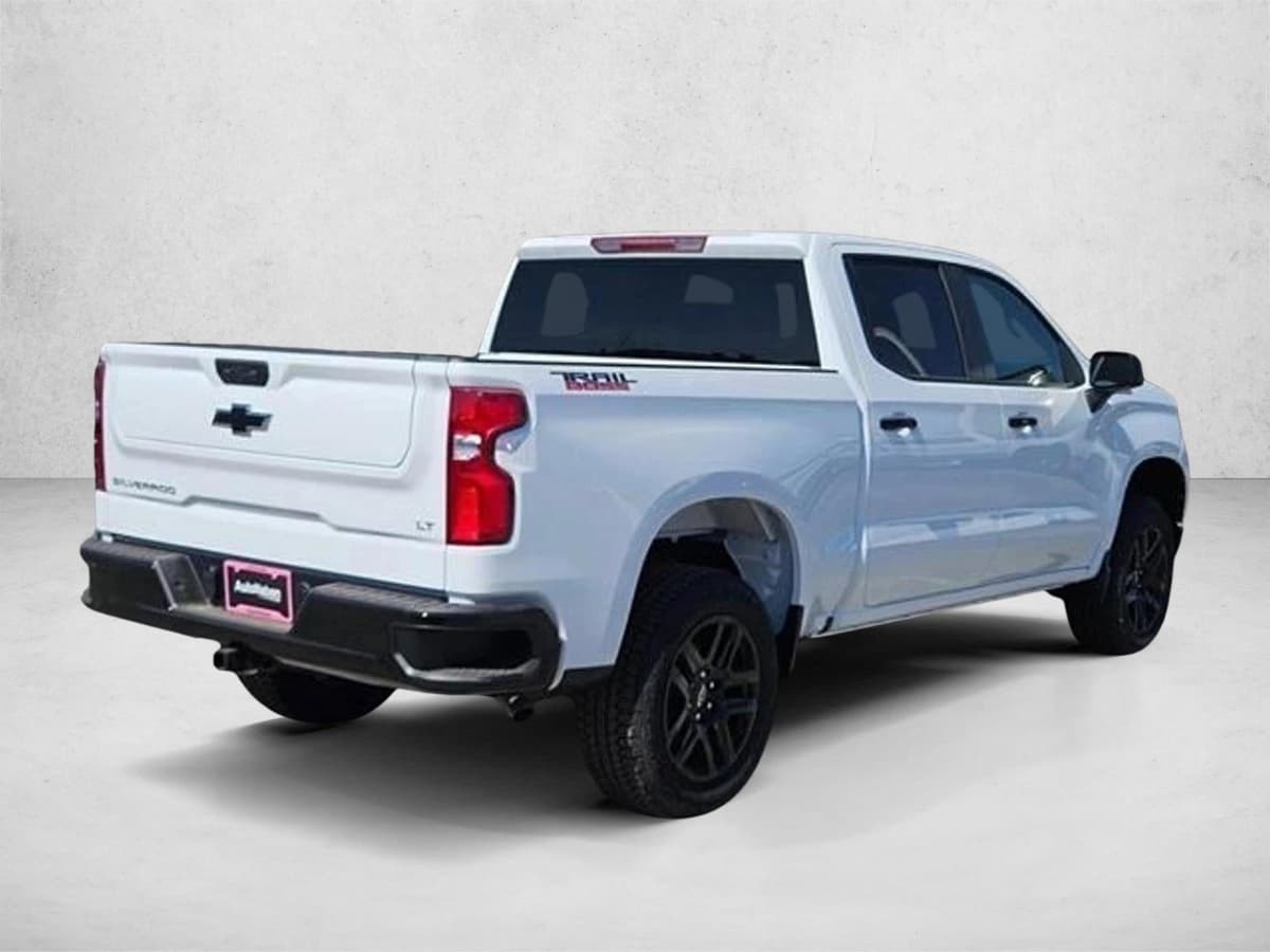 2025 Chevrolet Silverado 1500 - Image 5