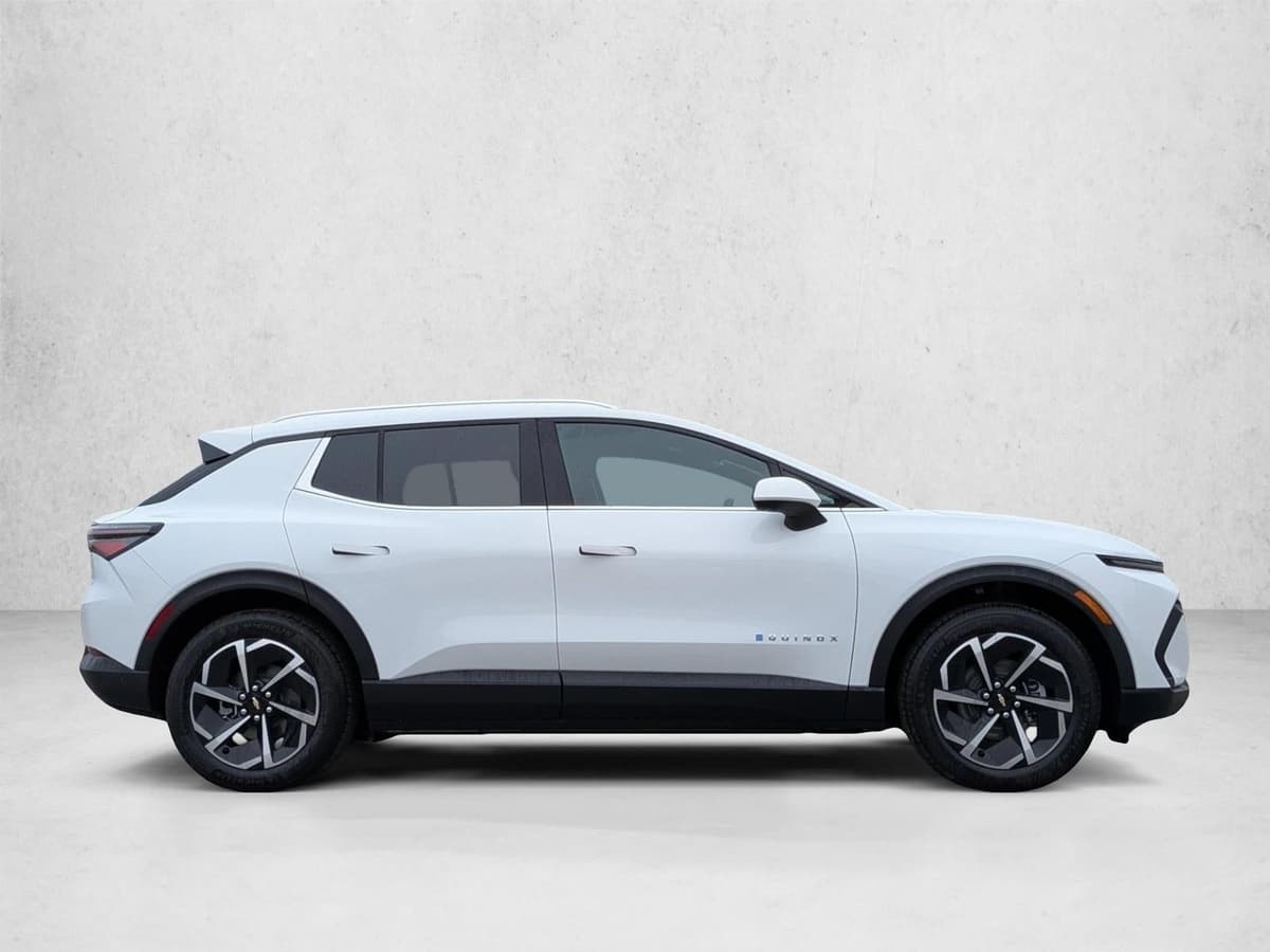 2026 Chevrolet Equinox EV - Image 4