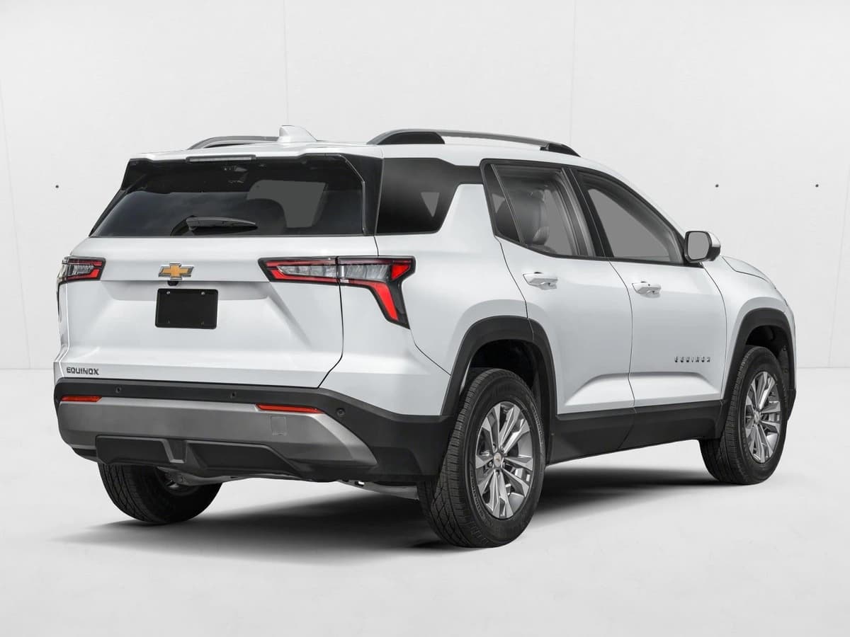 2026 Chevrolet Equinox - Image 2