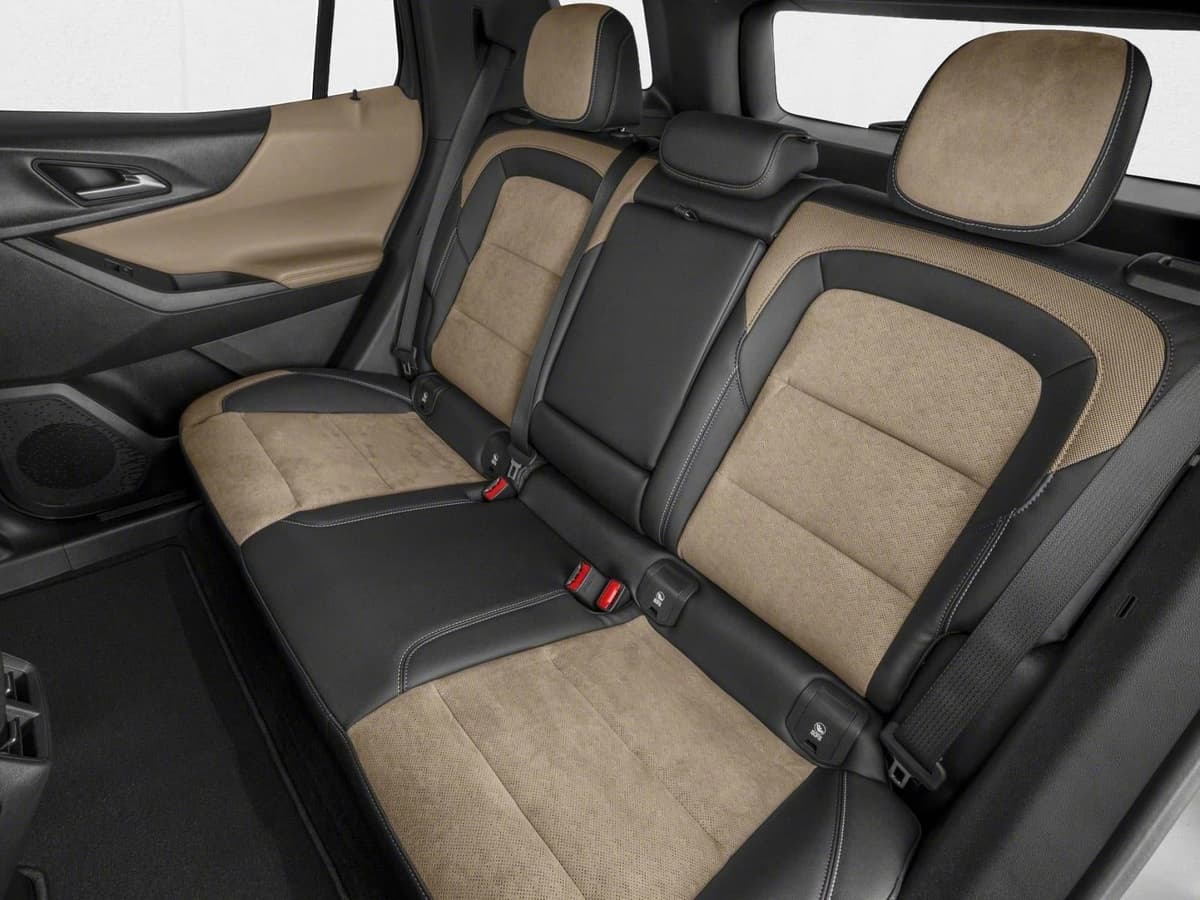 2026 Chevrolet Equinox - Image 9