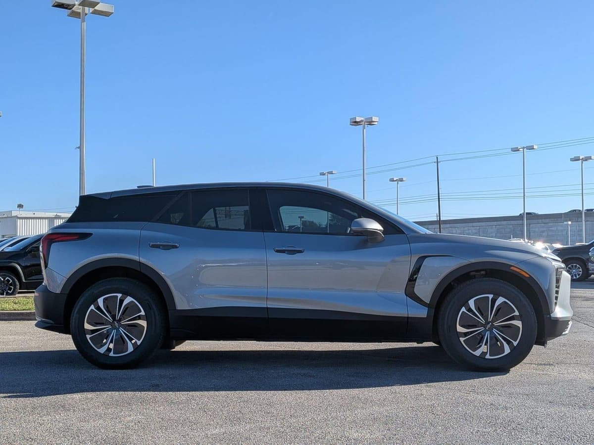 2026 Chevrolet Blazer EV - Image 4