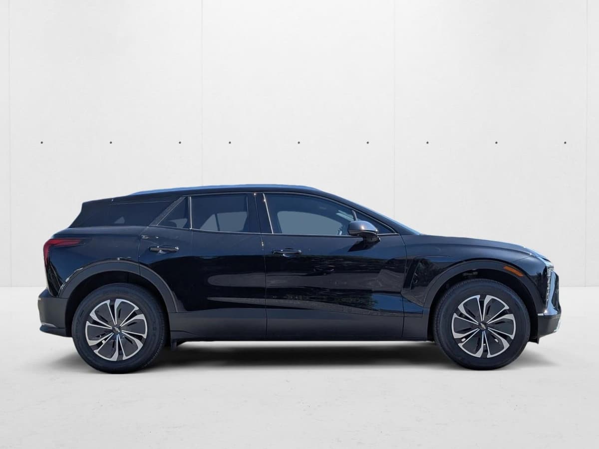 2025 Chevrolet Blazer EV - Image 4