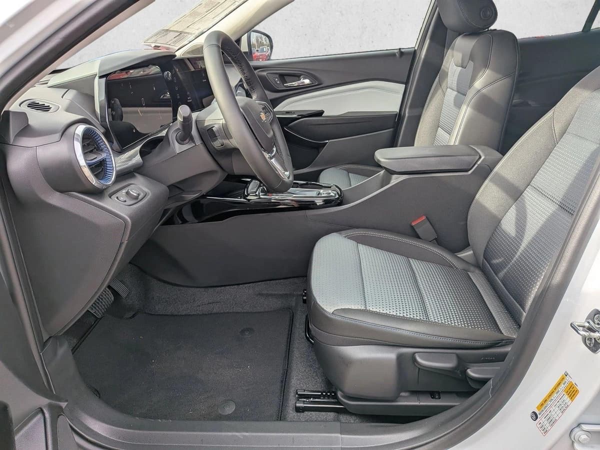 2026 Chevrolet Trax - Image 15