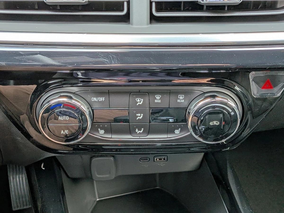 2026 Chevrolet Trax - Image 13