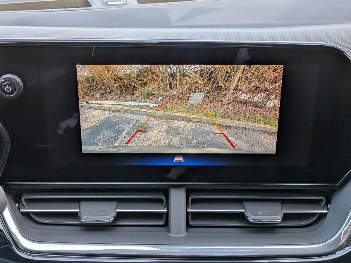 2026 Chevrolet Trax - Image 12