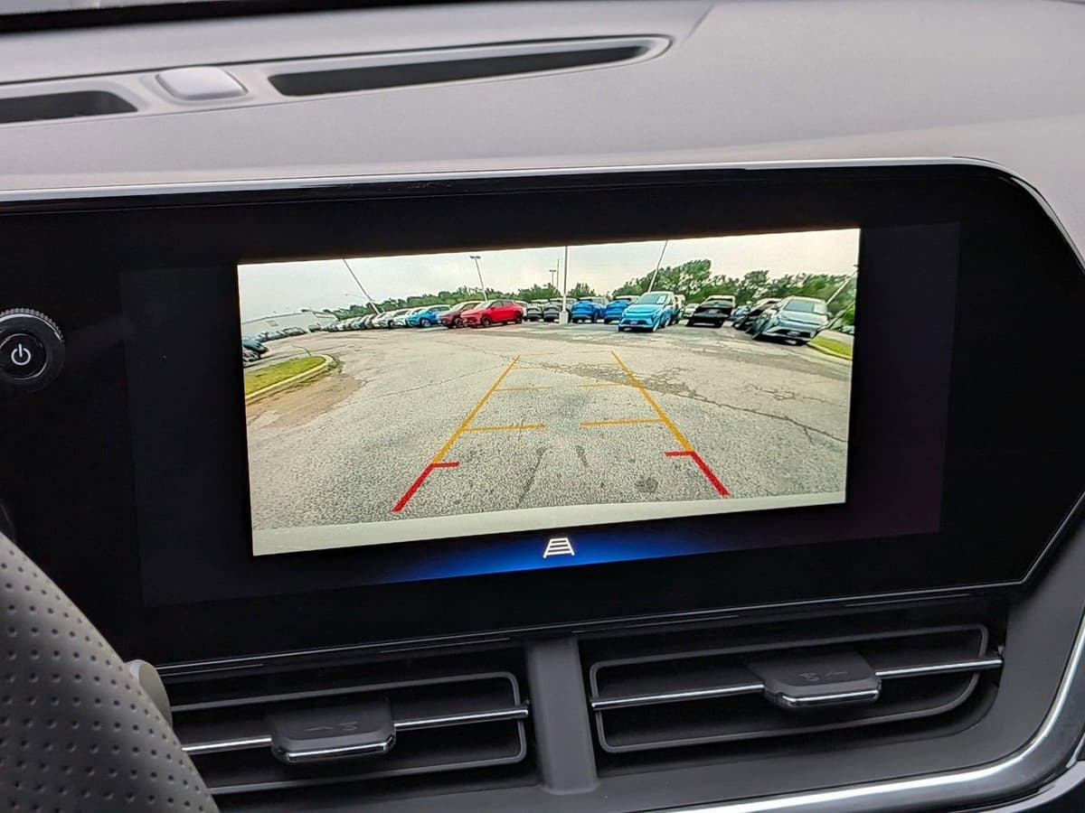 2026 Chevrolet Trax - Image 12