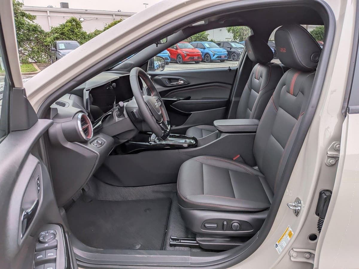 2026 Chevrolet Trax - Image 15