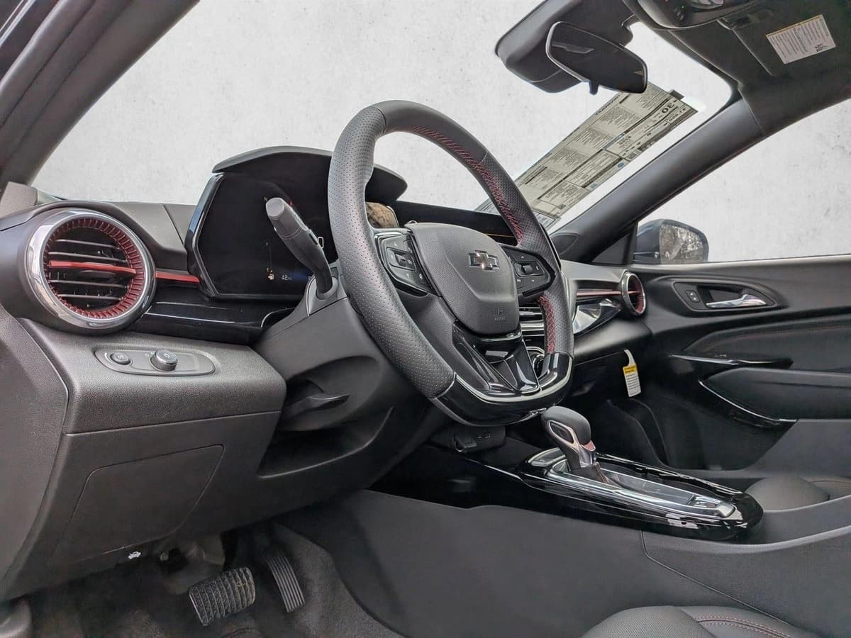 2026 Chevrolet Trax - Image 7