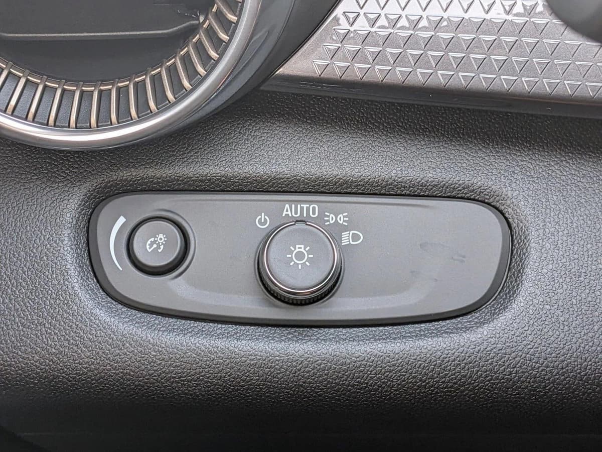 2026 Chevrolet Trax - Image 13