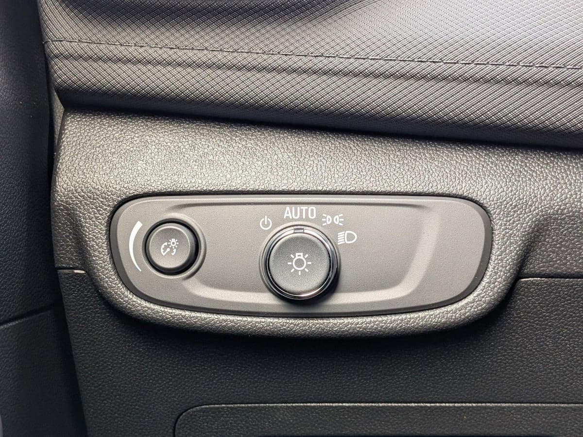 2026 Chevrolet Trailblazer - Image 12