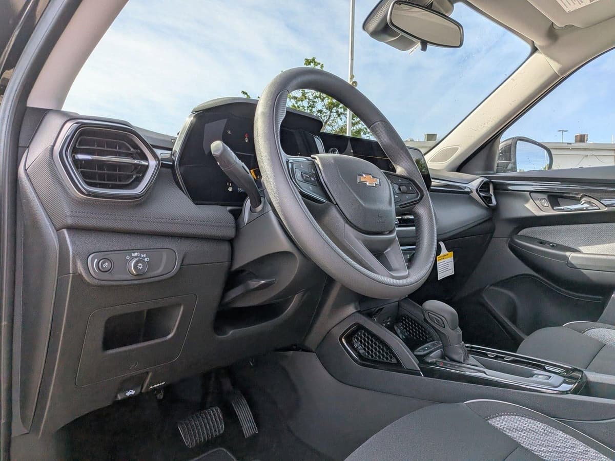 2026 Chevrolet Trailblazer - Image 6