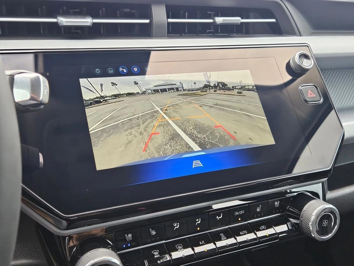 2027 Chevrolet Bolt - Image 13